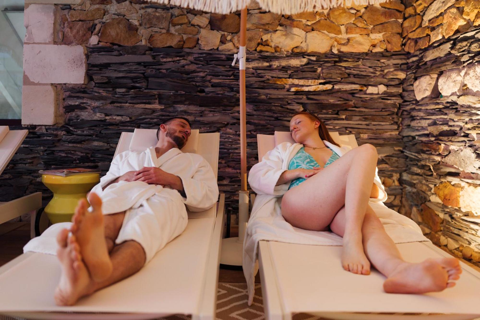 Casa Mila & Spa - Maison D'Hotes Raffinee Vue Loire, Spa & Piscine Saint-Mathurin  Екстериор снимка